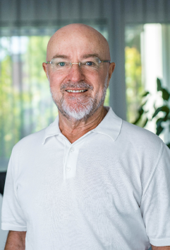 Dr. Bernhardt