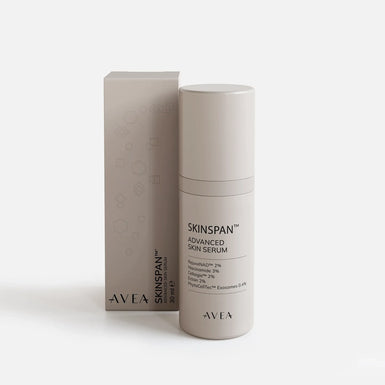 SkinSpan_top_d0qm8SAunRNbZTtBQcQQ_A_finger_squeezing_out_the_Serum_white-transparent_consistency_onto_another_finger_super_close_up_shot_copy_2_3_2000x.webp